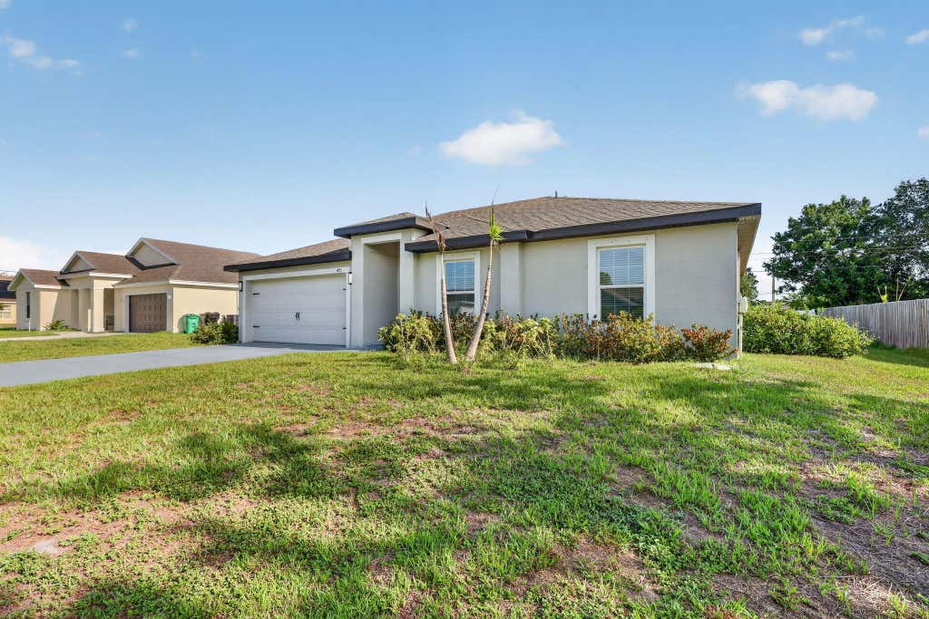 Photo of 491 SW DAILEY Avenue, Port Saint Lucie, FL 34953 (MLS # B26057569)