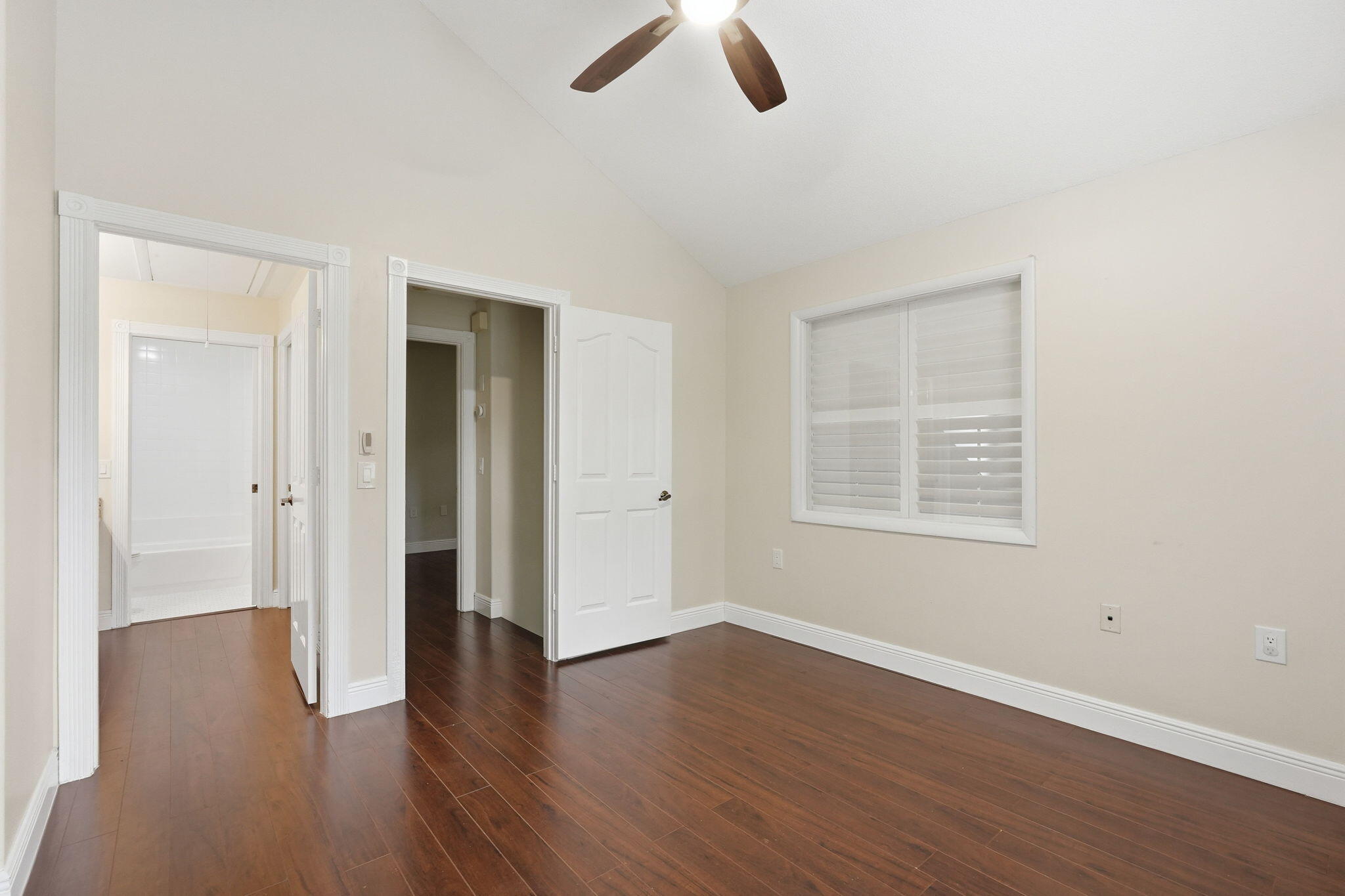 8111 Northboro Court 11d