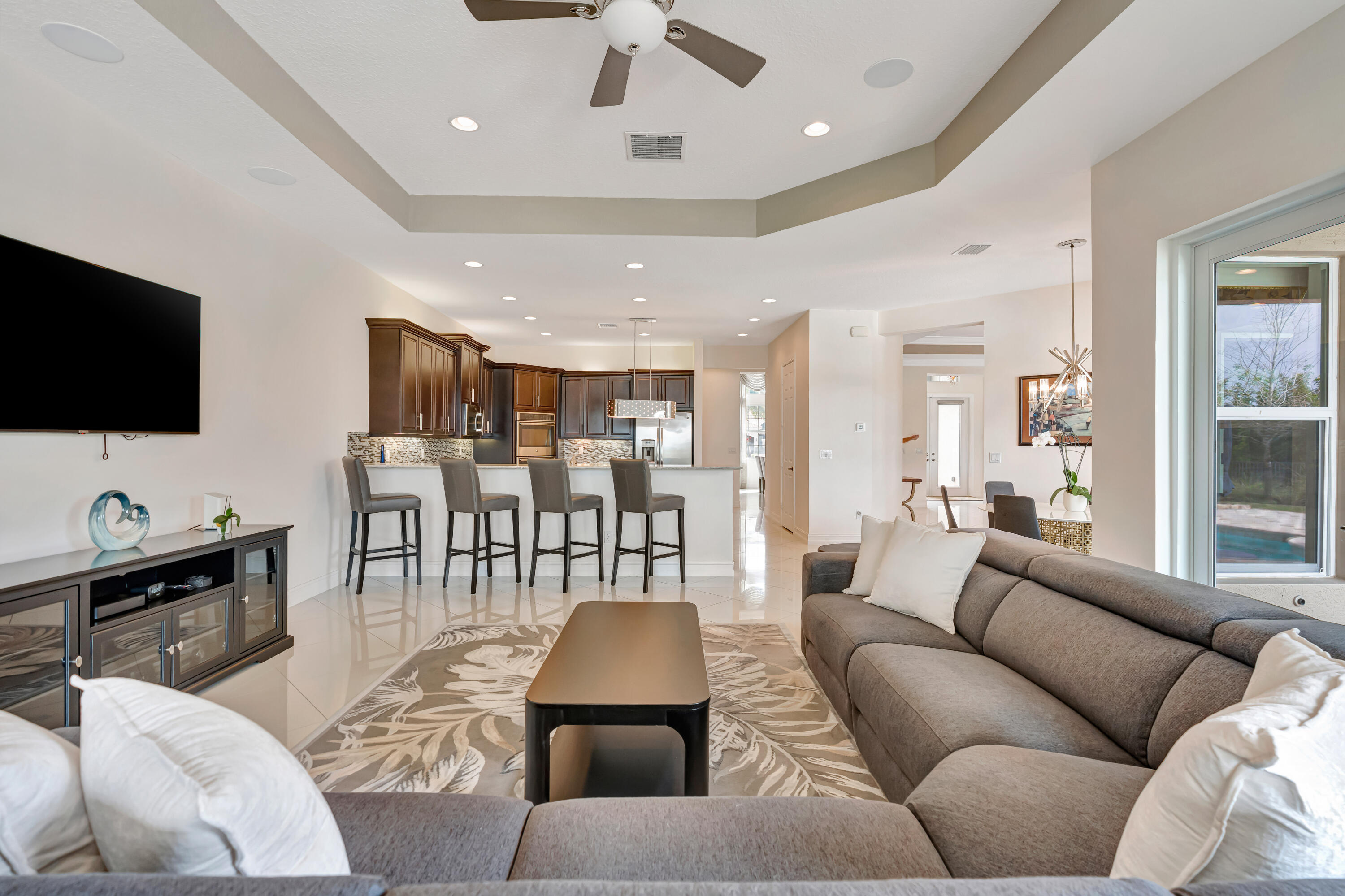 BAYHILL ESTATES - Residential