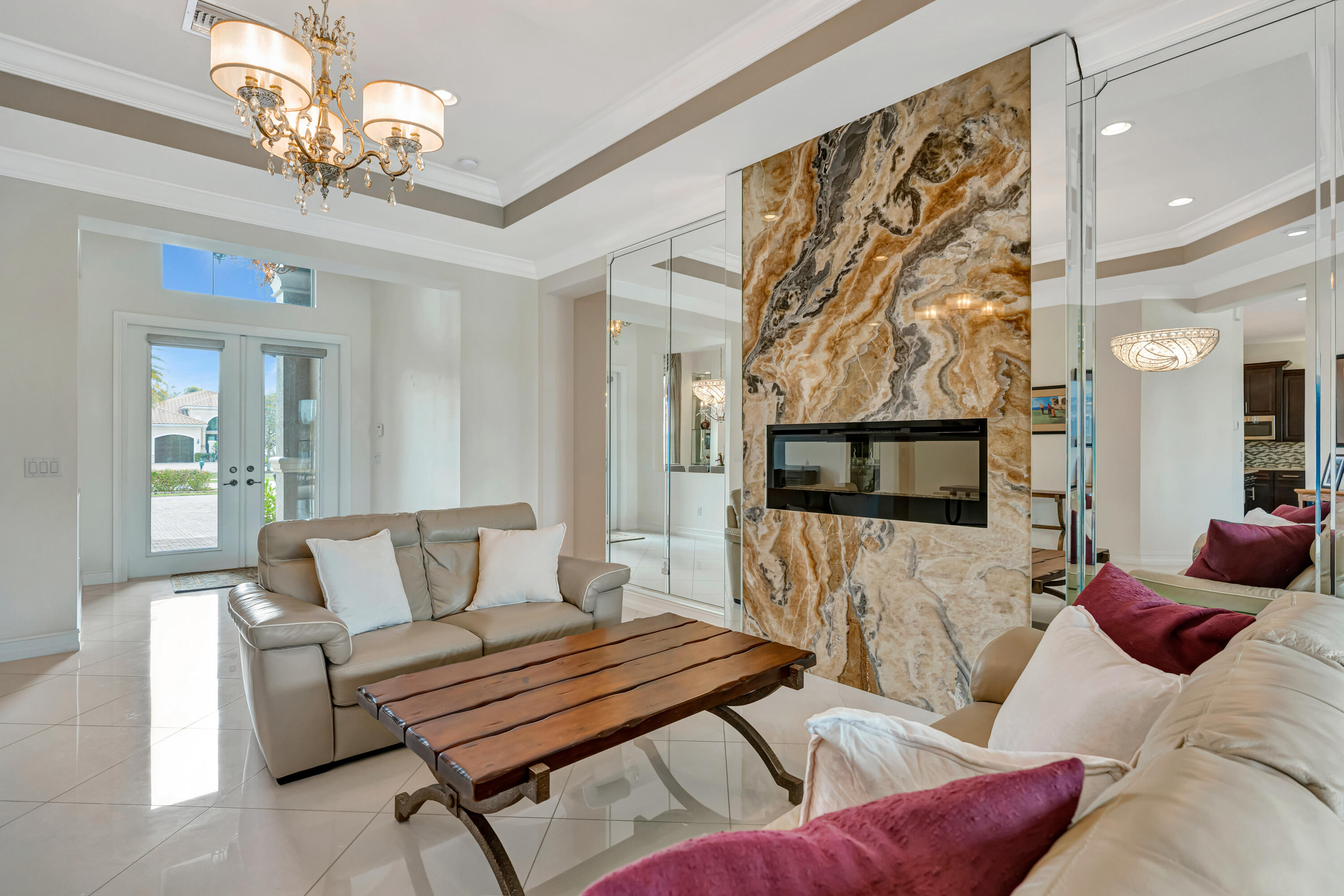 BAYHILL ESTATES - Residential