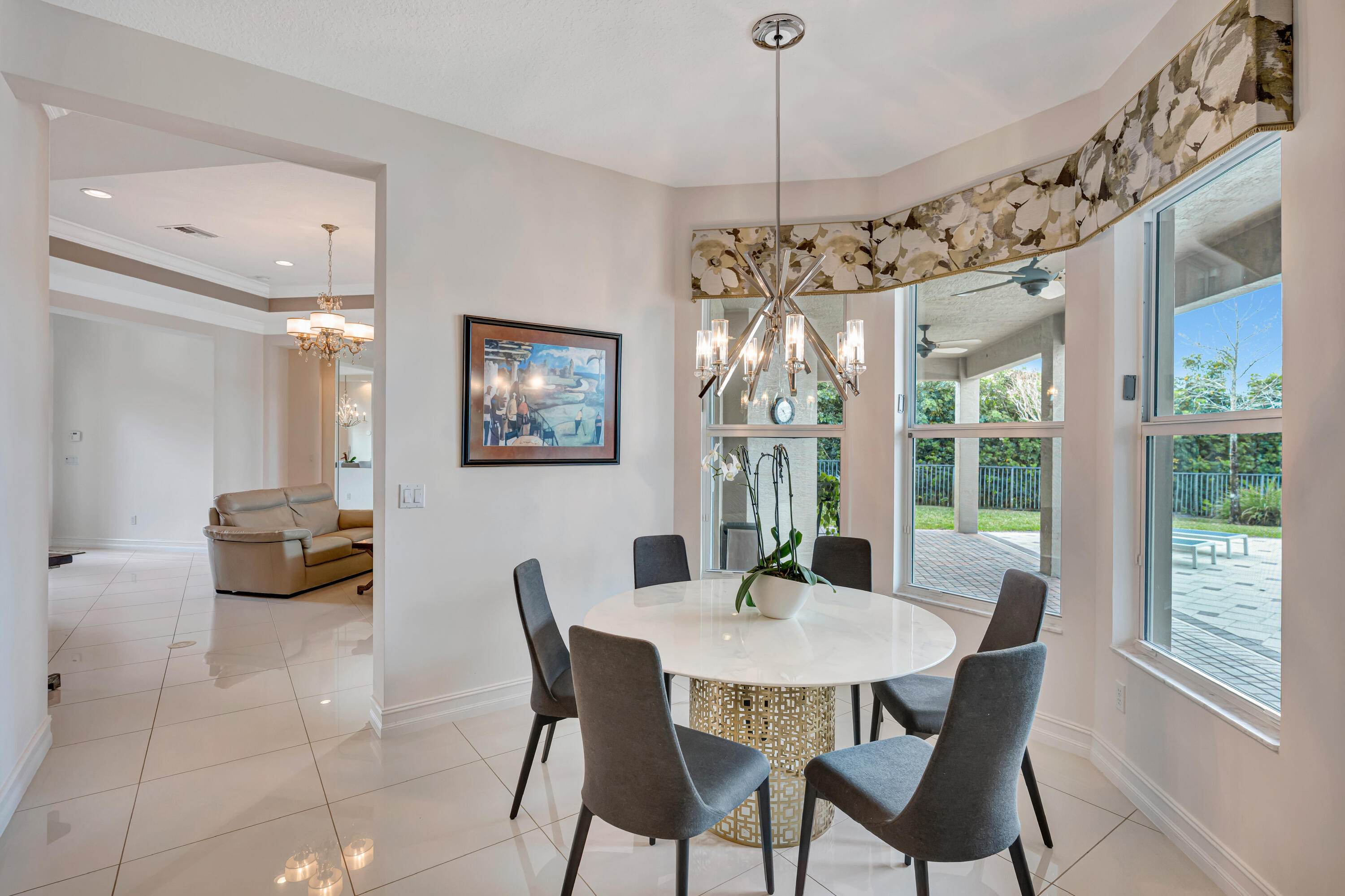 BAYHILL ESTATES - Residential