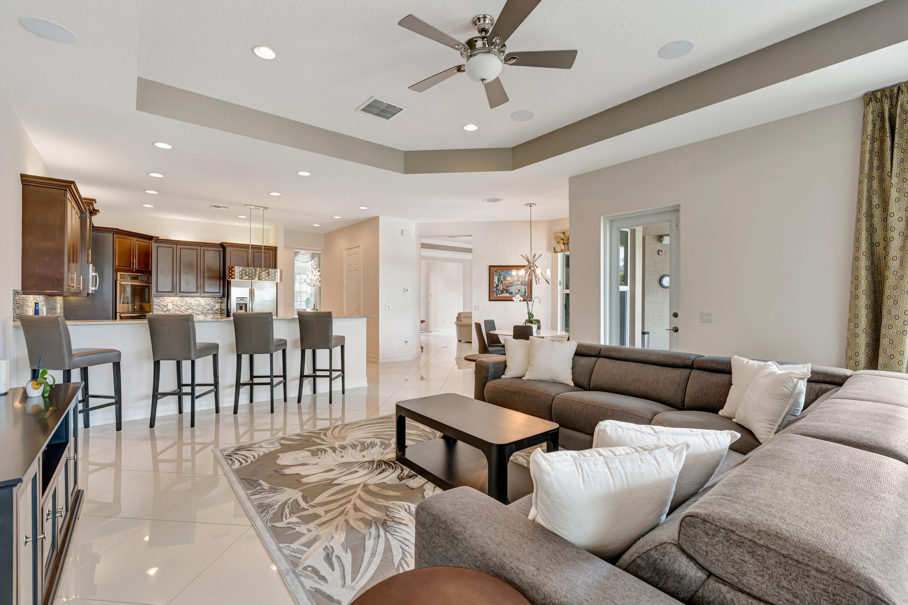 BAYHILL ESTATES - Residential