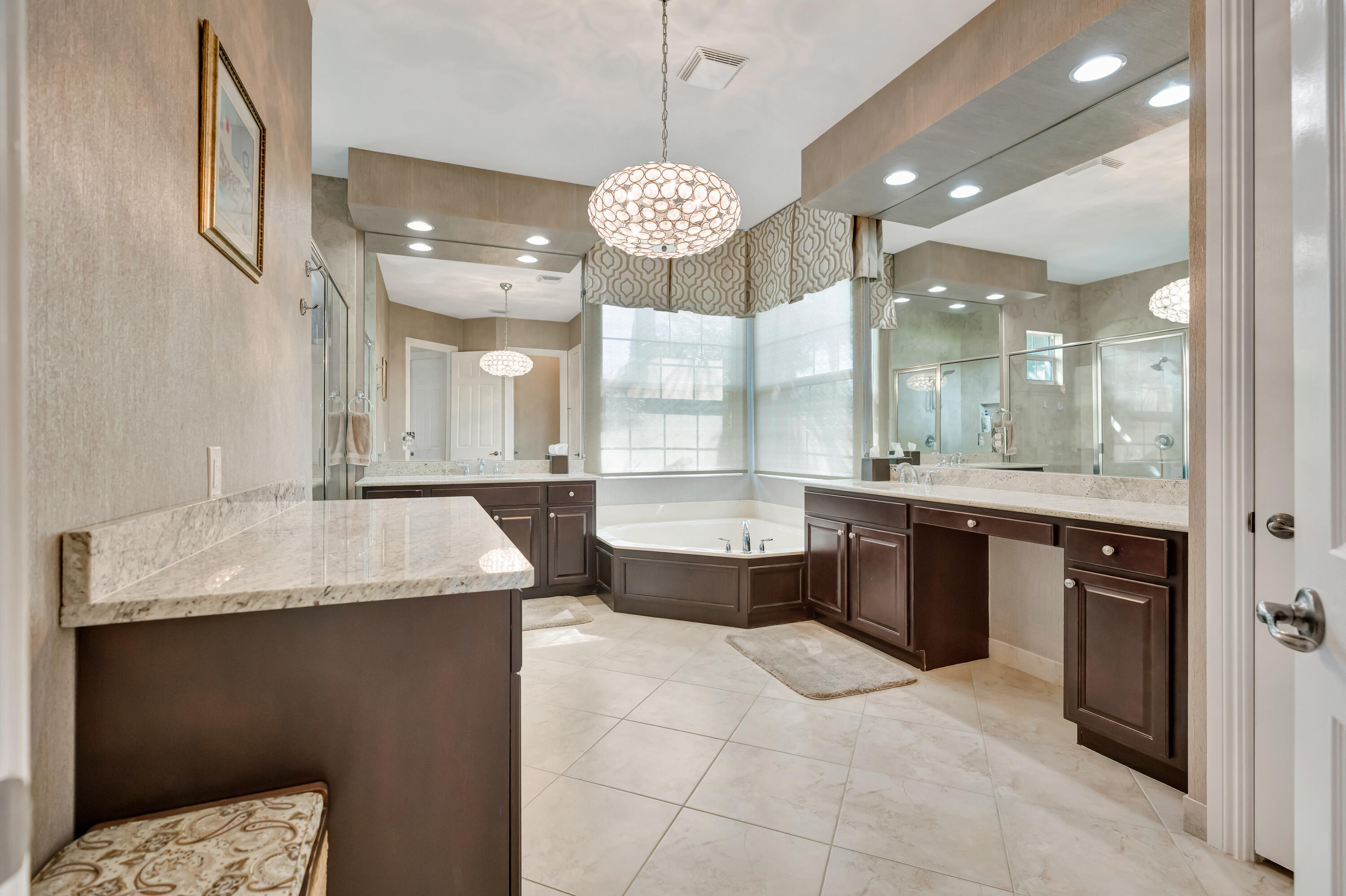 BAYHILL ESTATES - Residential