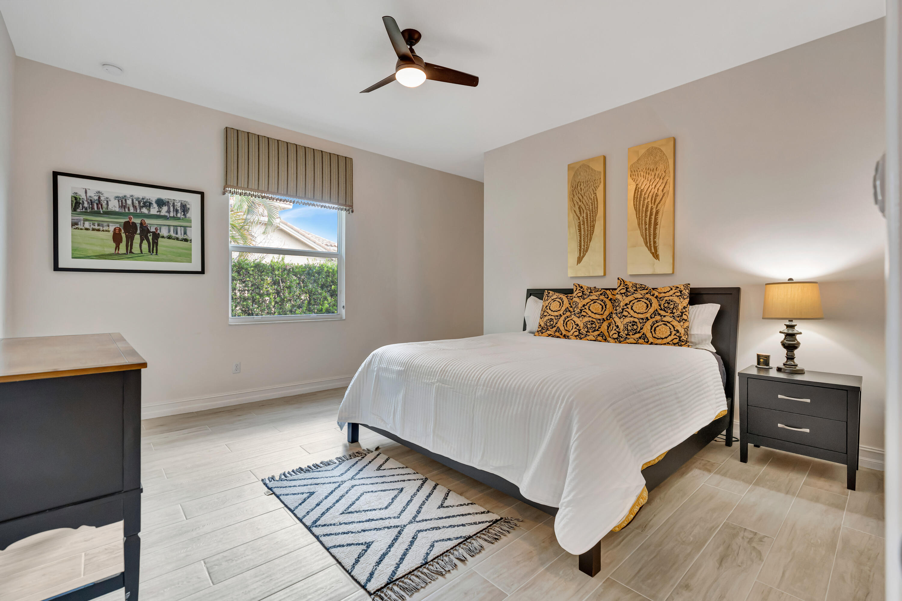 BAYHILL ESTATES - Residential