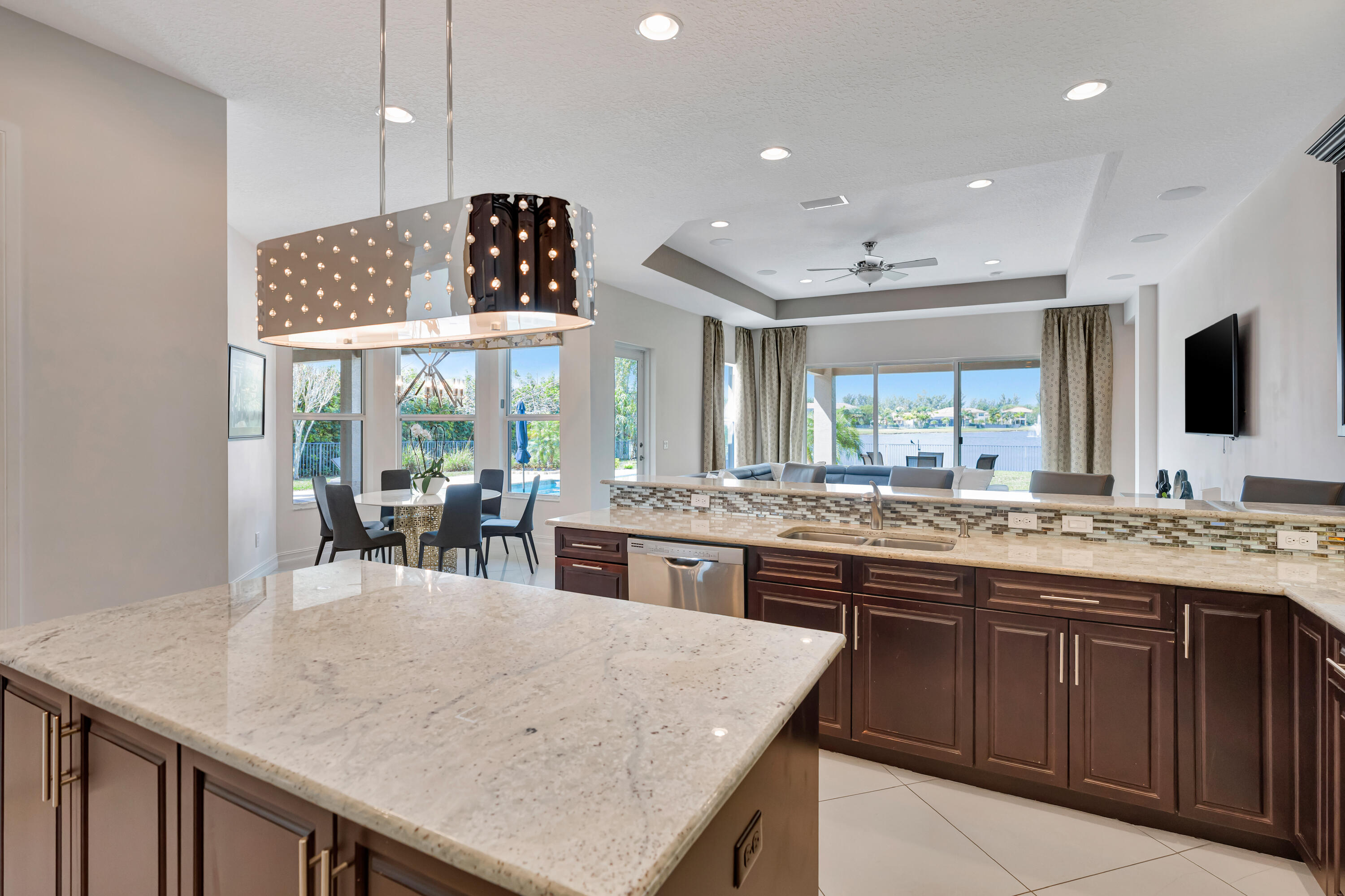 BAYHILL ESTATES - Residential