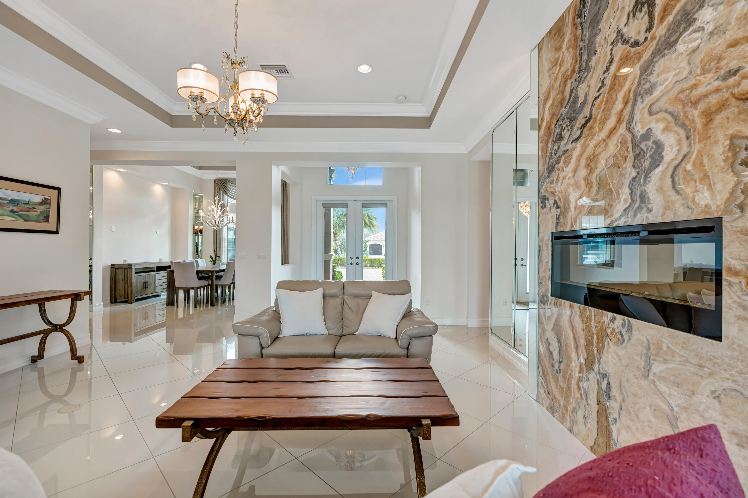 BAYHILL ESTATES - Residential