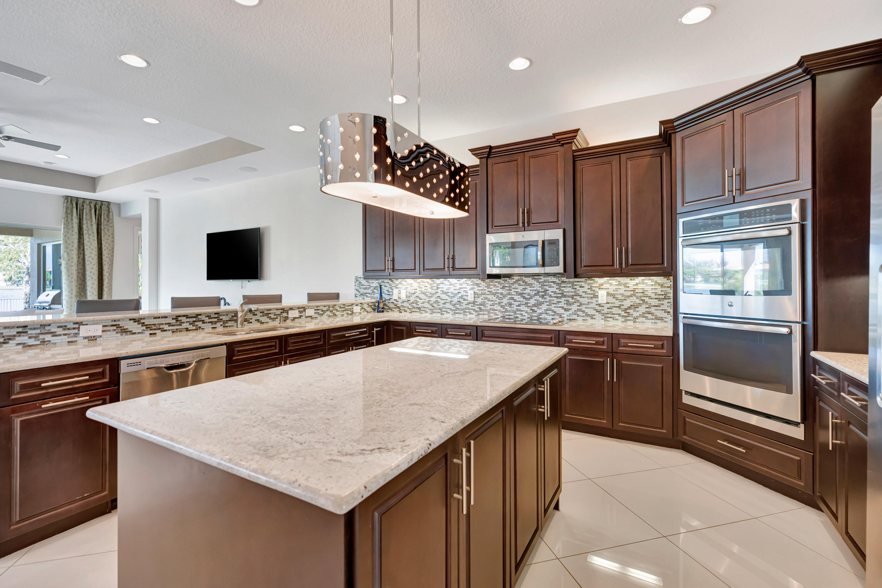 BAYHILL ESTATES - Residential