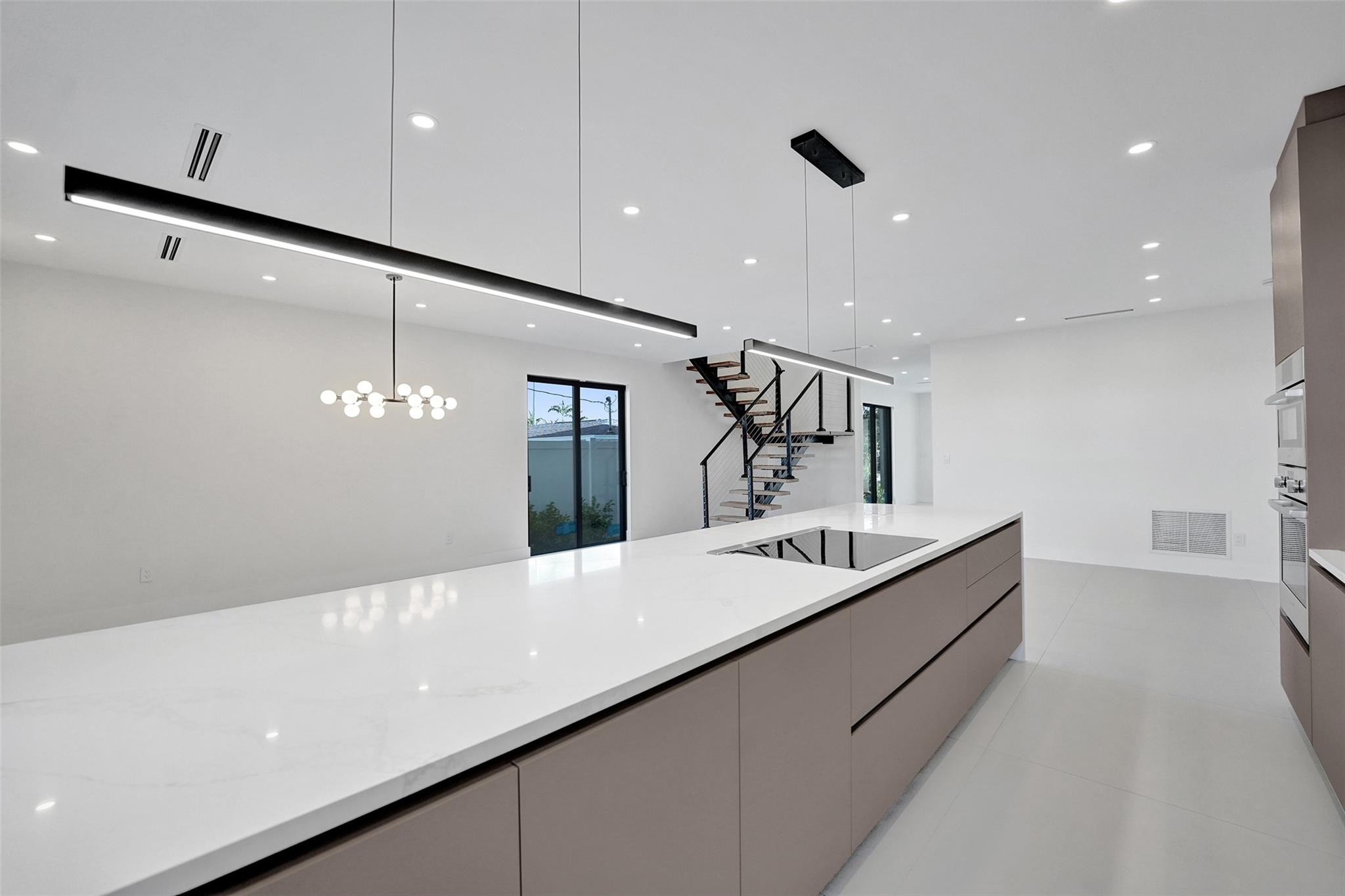 Poinsettia Heights - Residential