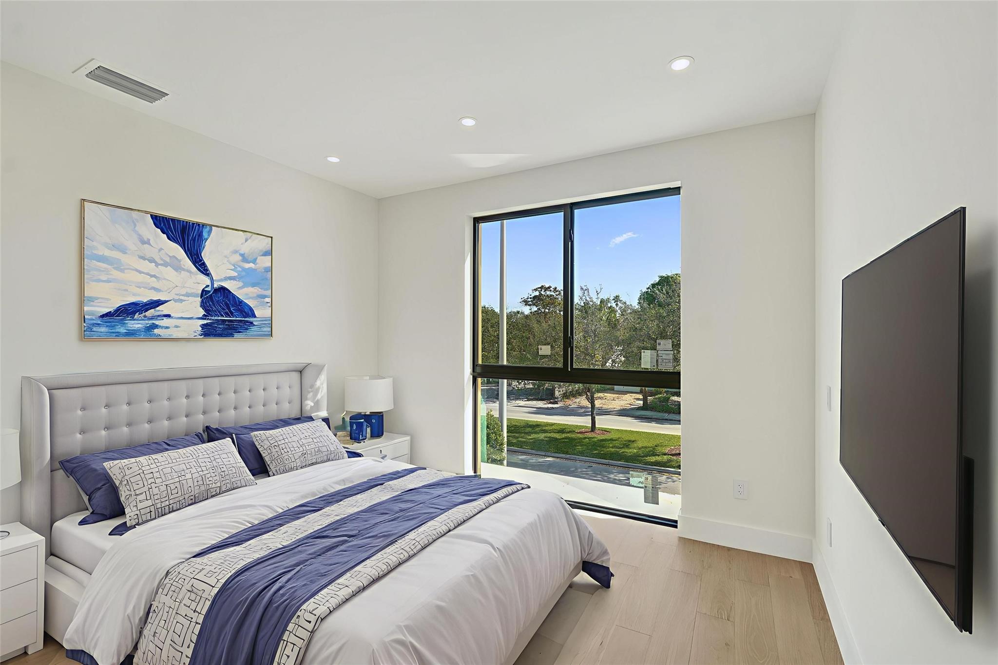 Poinsettia Heights - Residential