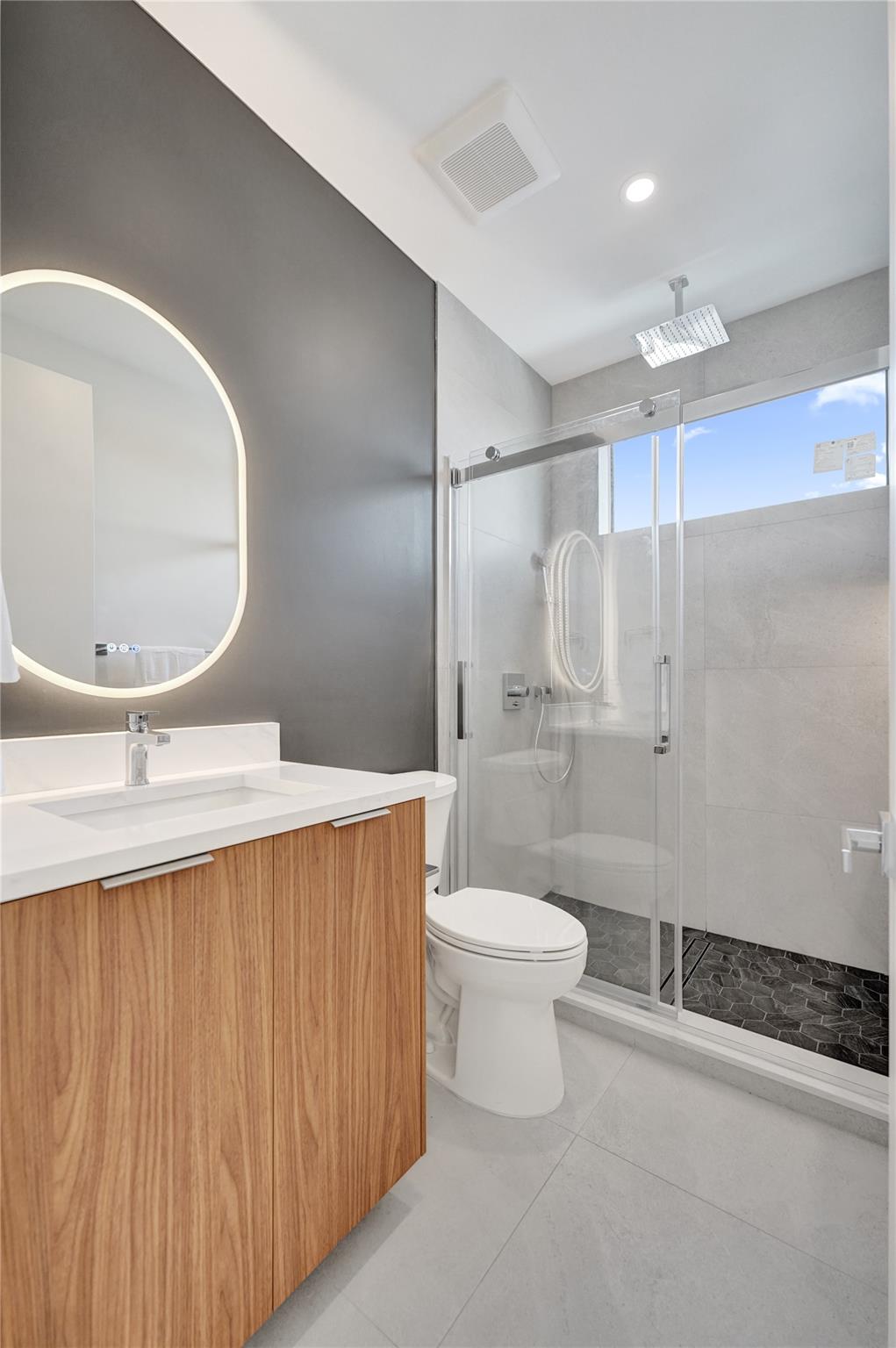 Poinsettia Heights - Residential