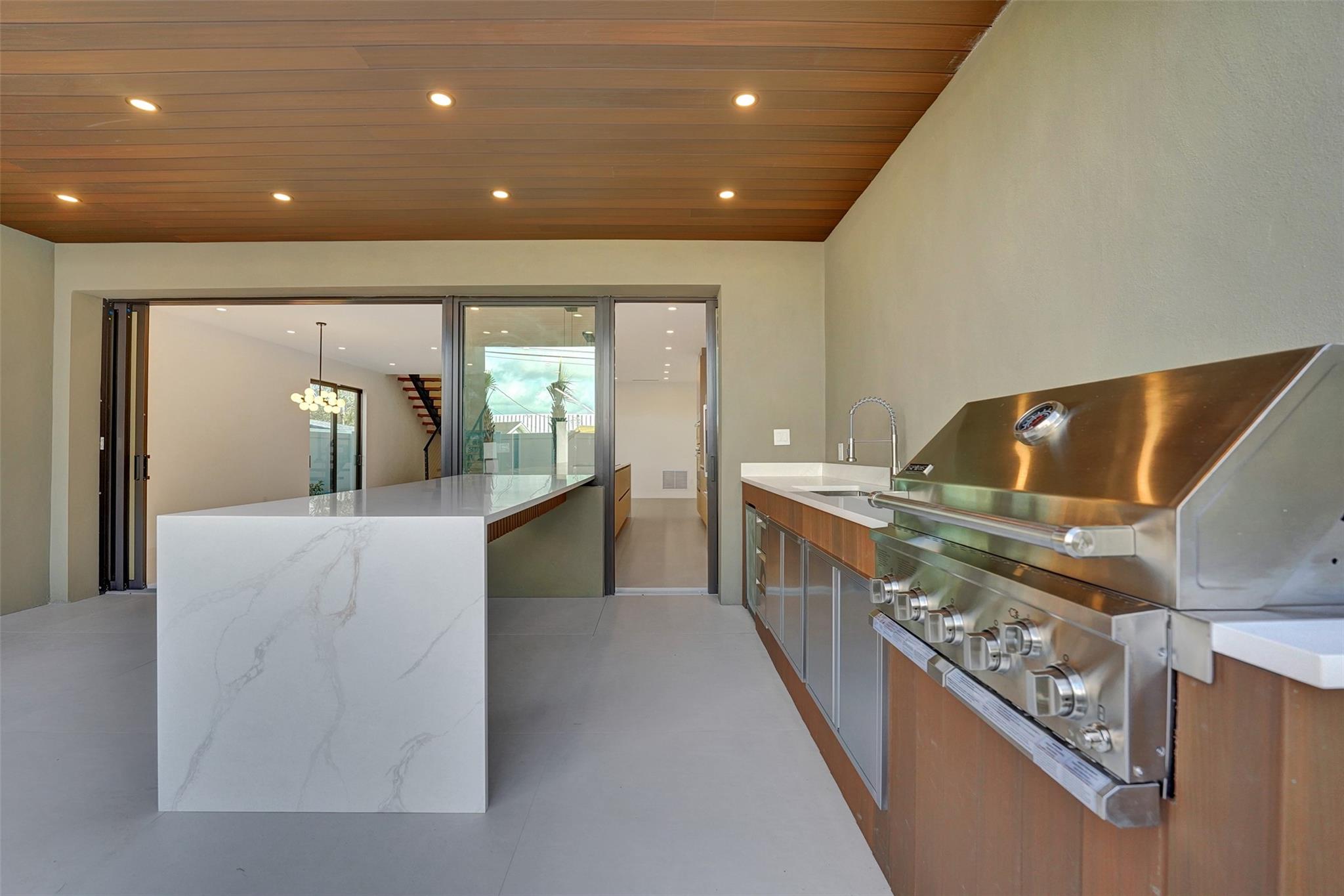 Poinsettia Heights - Residential