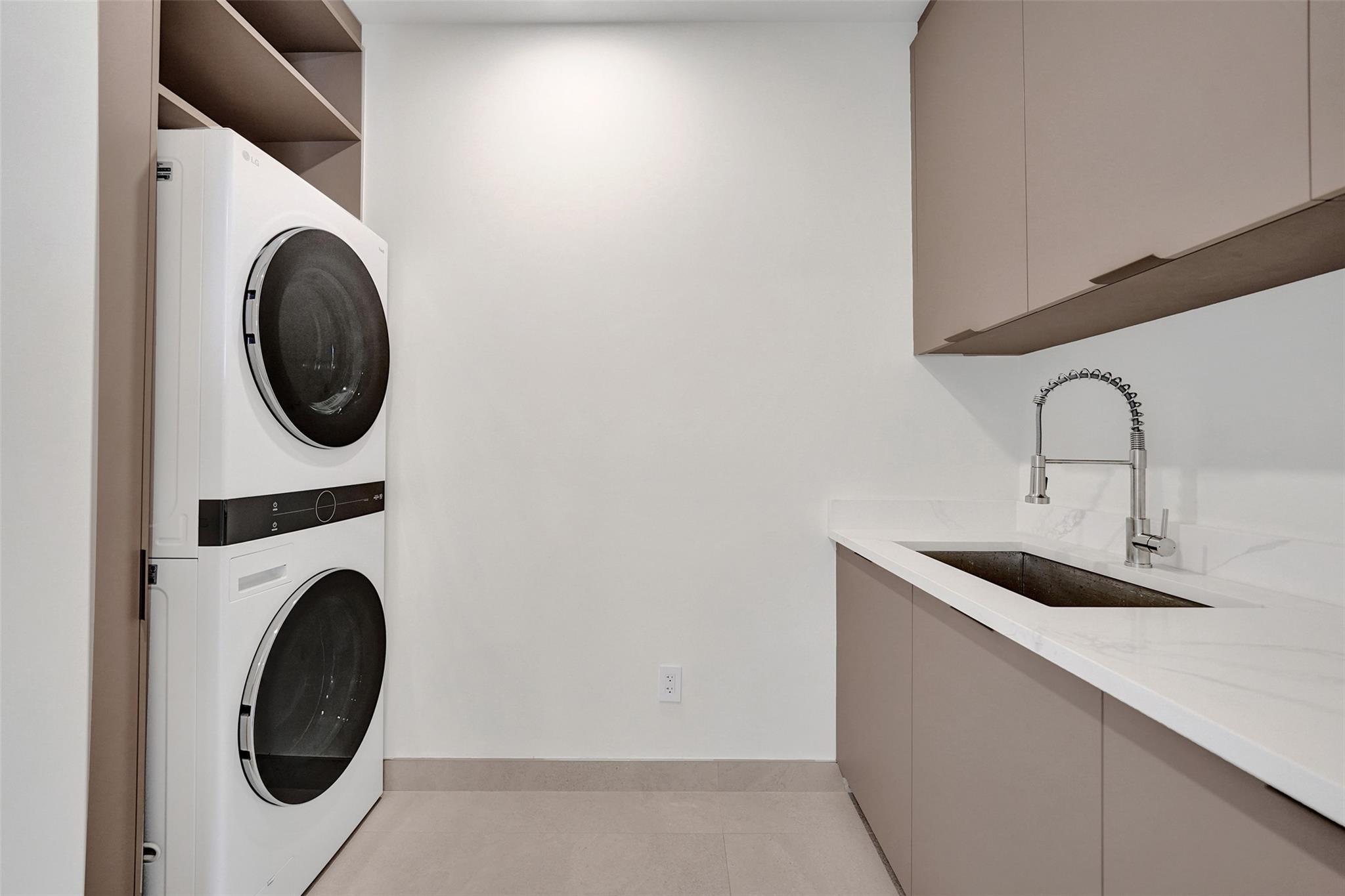 Poinsettia Heights - Residential