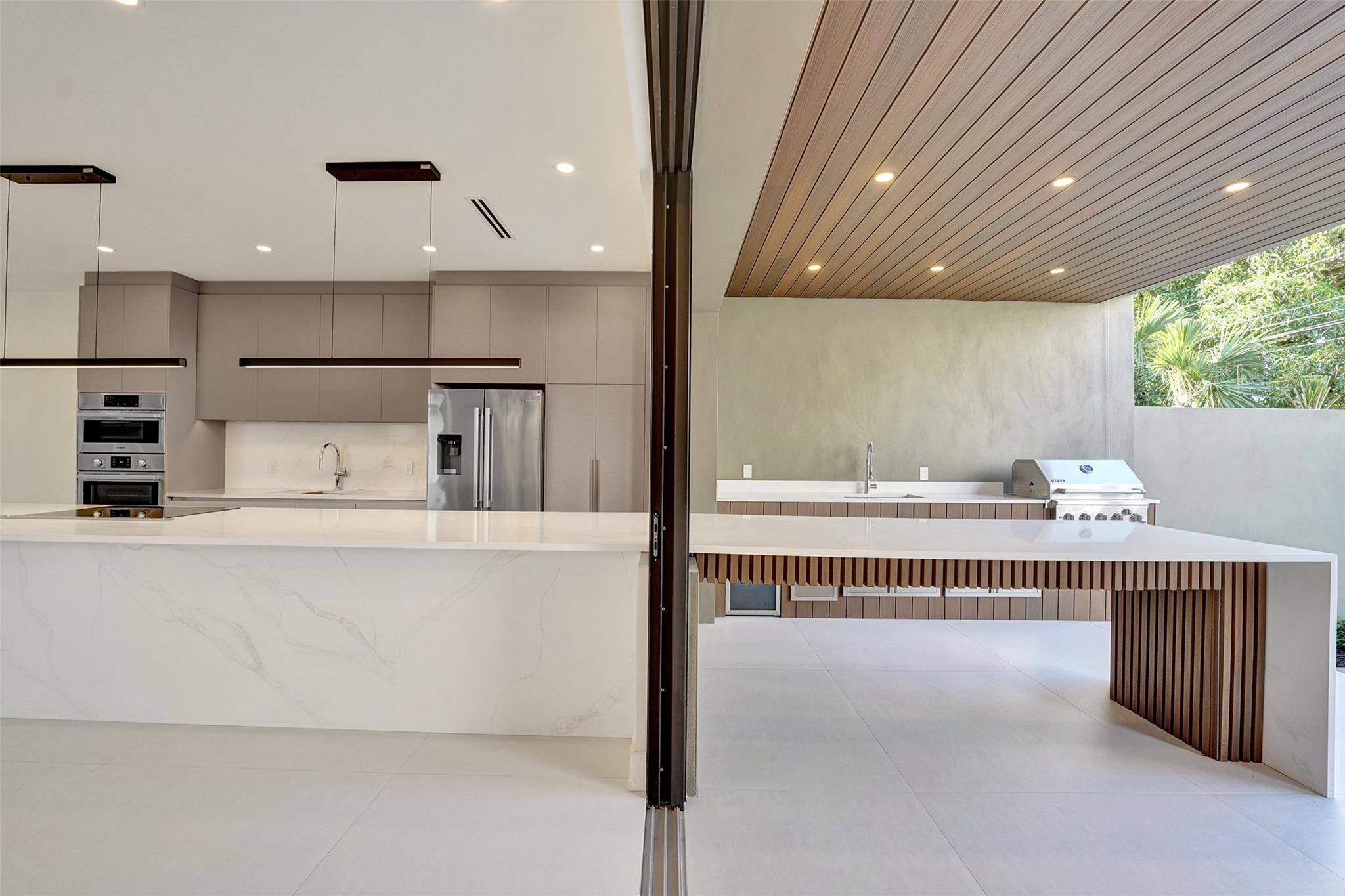 Poinsettia Heights - Residential