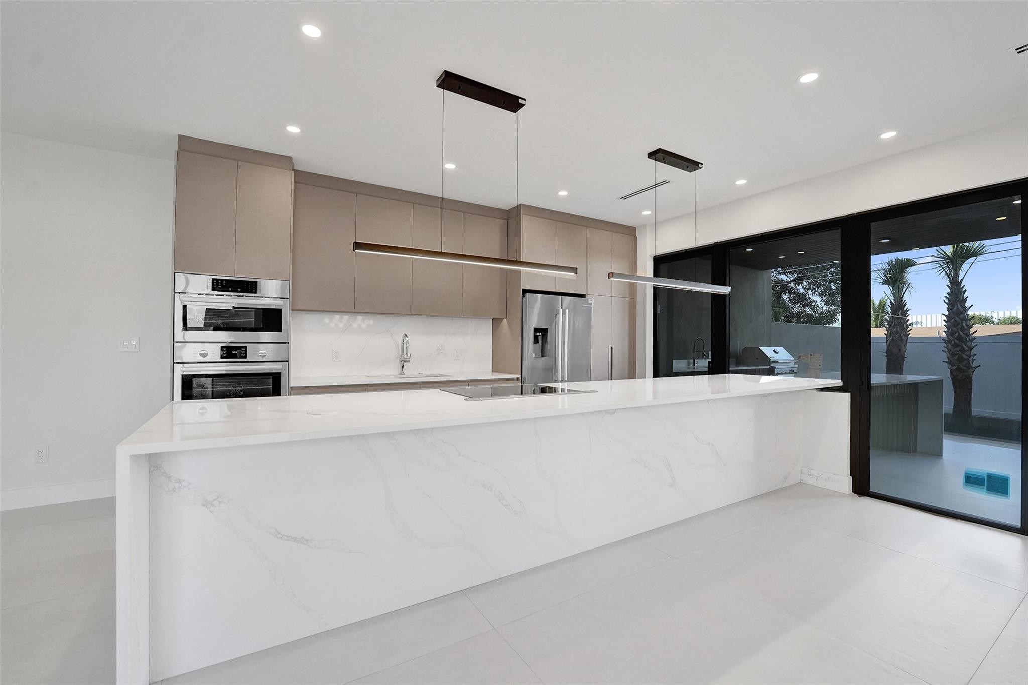 Poinsettia Heights - Residential