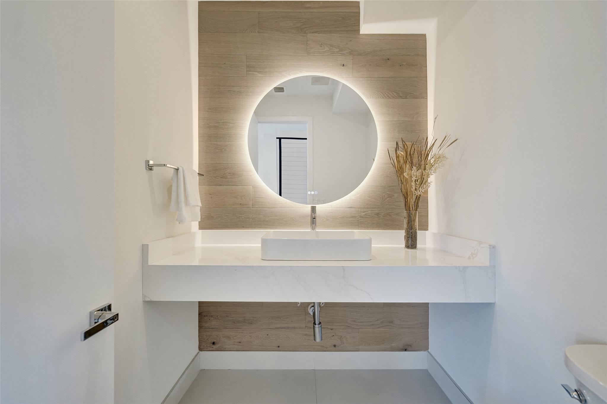 Poinsettia Heights - Residential