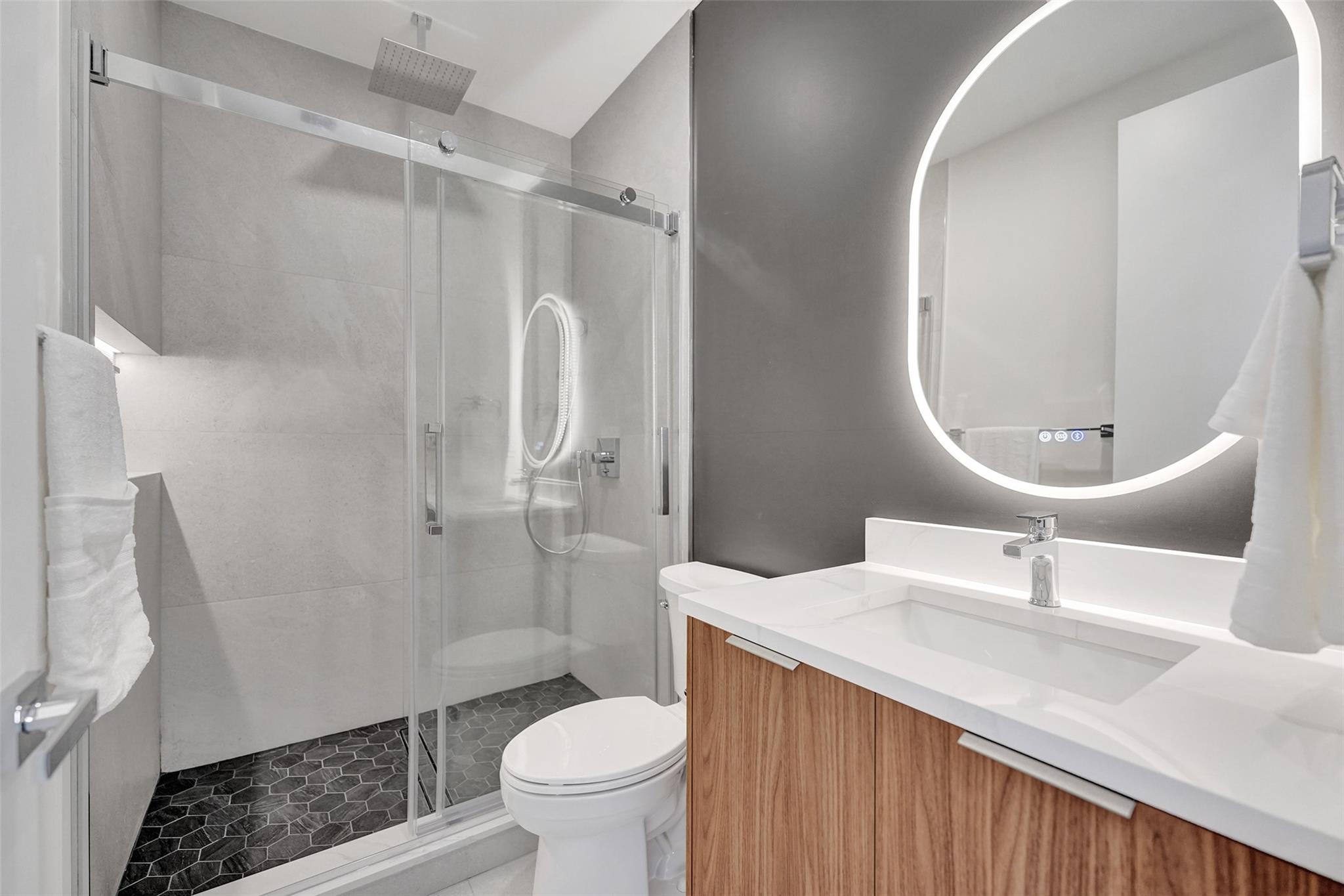 Poinsettia Heights - Residential