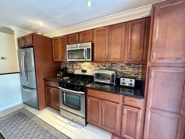 PALM BEACH SQUARE UNIT 5 - Residential Lease