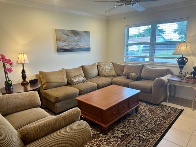 PALM BEACH SQUARE UNIT 5 - Residential Lease