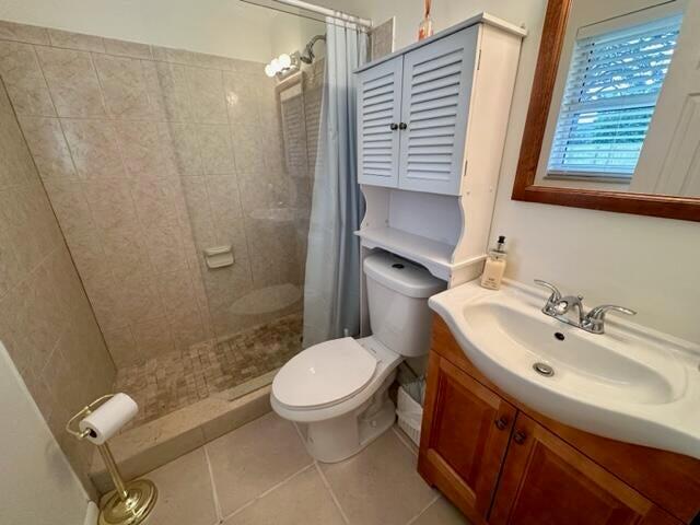 PALM BEACH SQUARE UNIT 5 - Residential Lease