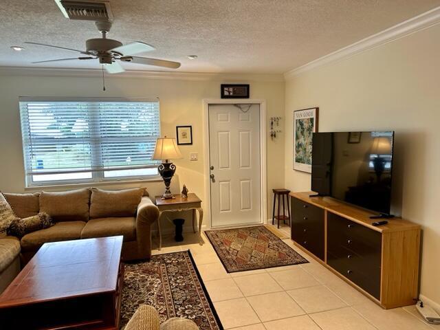 PALM BEACH SQUARE UNIT 5 - Residential Lease