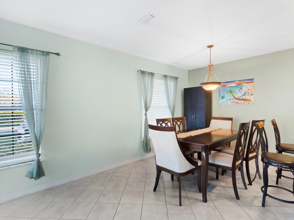 LONGWOOD VILLAGE PHASE 1 - Residential Lease