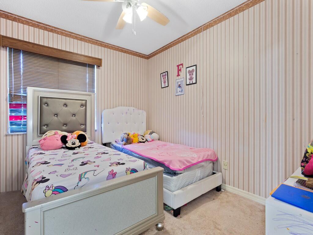 LONGWOOD VILLAGE PHASE 1 - Residential Lease