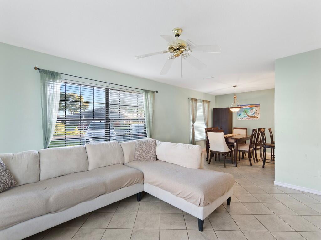 LONGWOOD VILLAGE PHASE 1 - Residential Lease