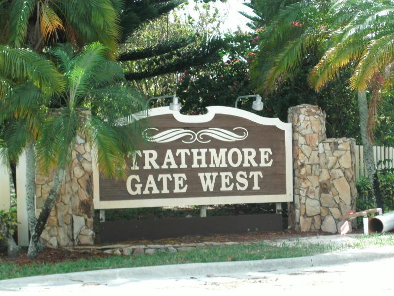 STRATHMORE GATE WEST - Residential