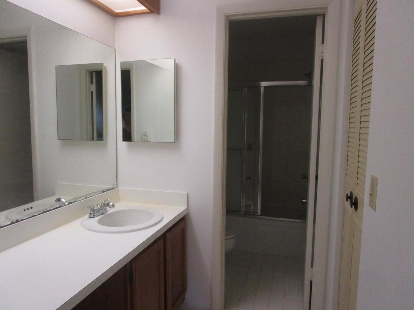 STRATHMORE GATE WEST - Residential