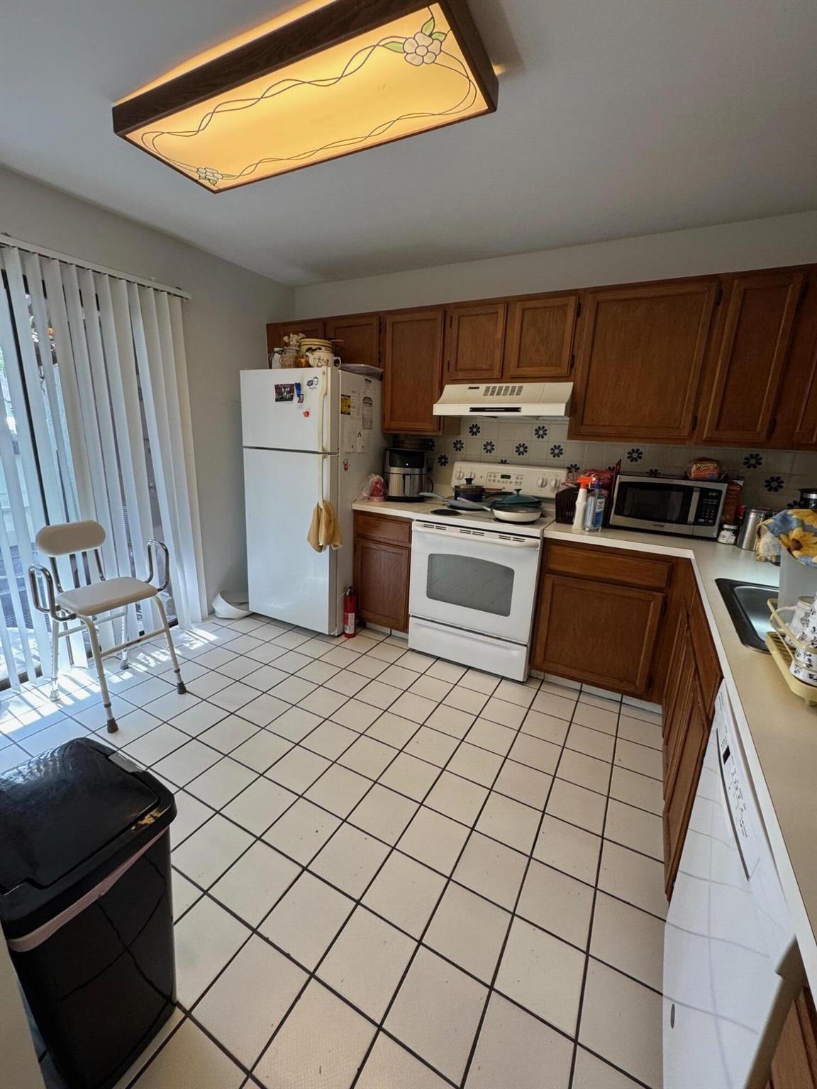 320 Elmira Court