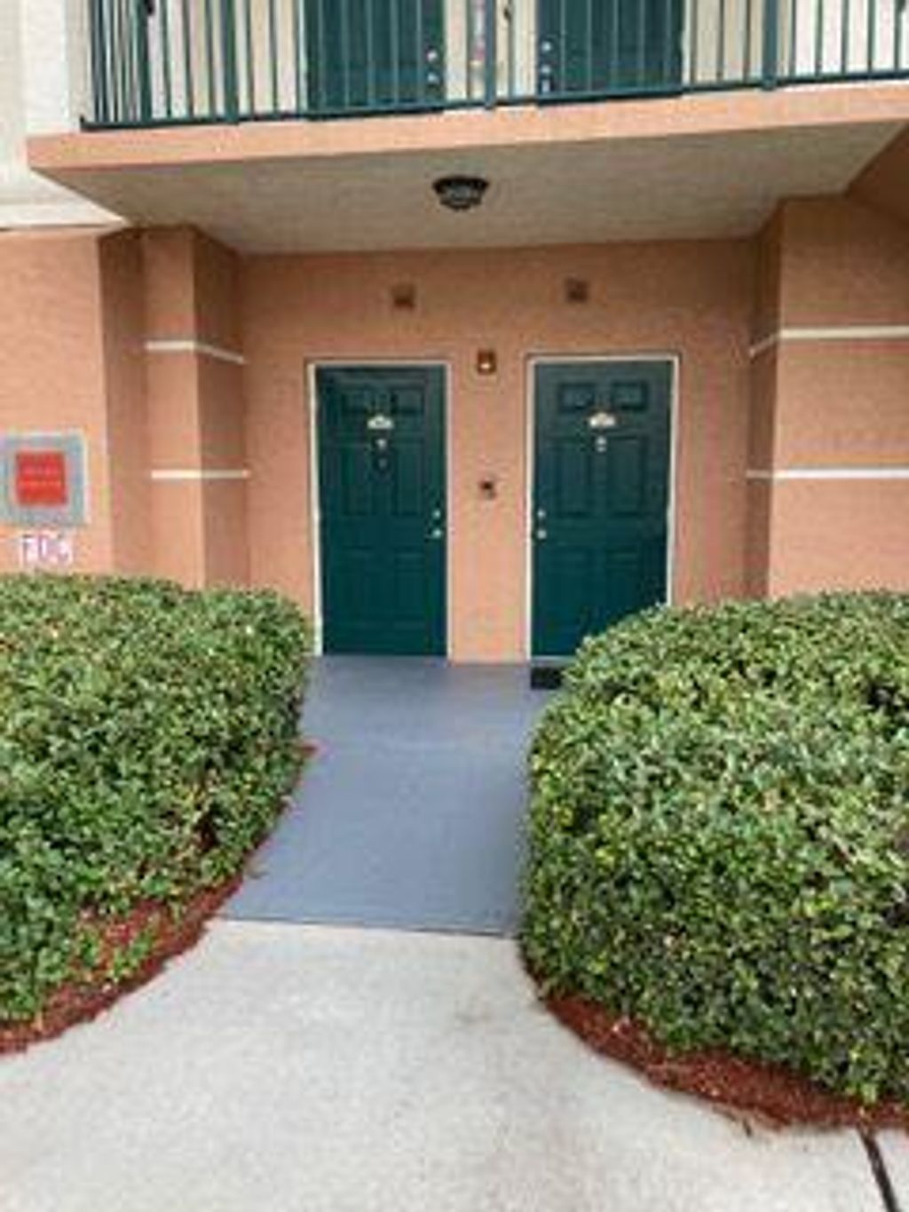 Photo of 1102 Myrtlewood Circle E, Palm Beach Gardens, FL 33418 (MLS # R10715646)