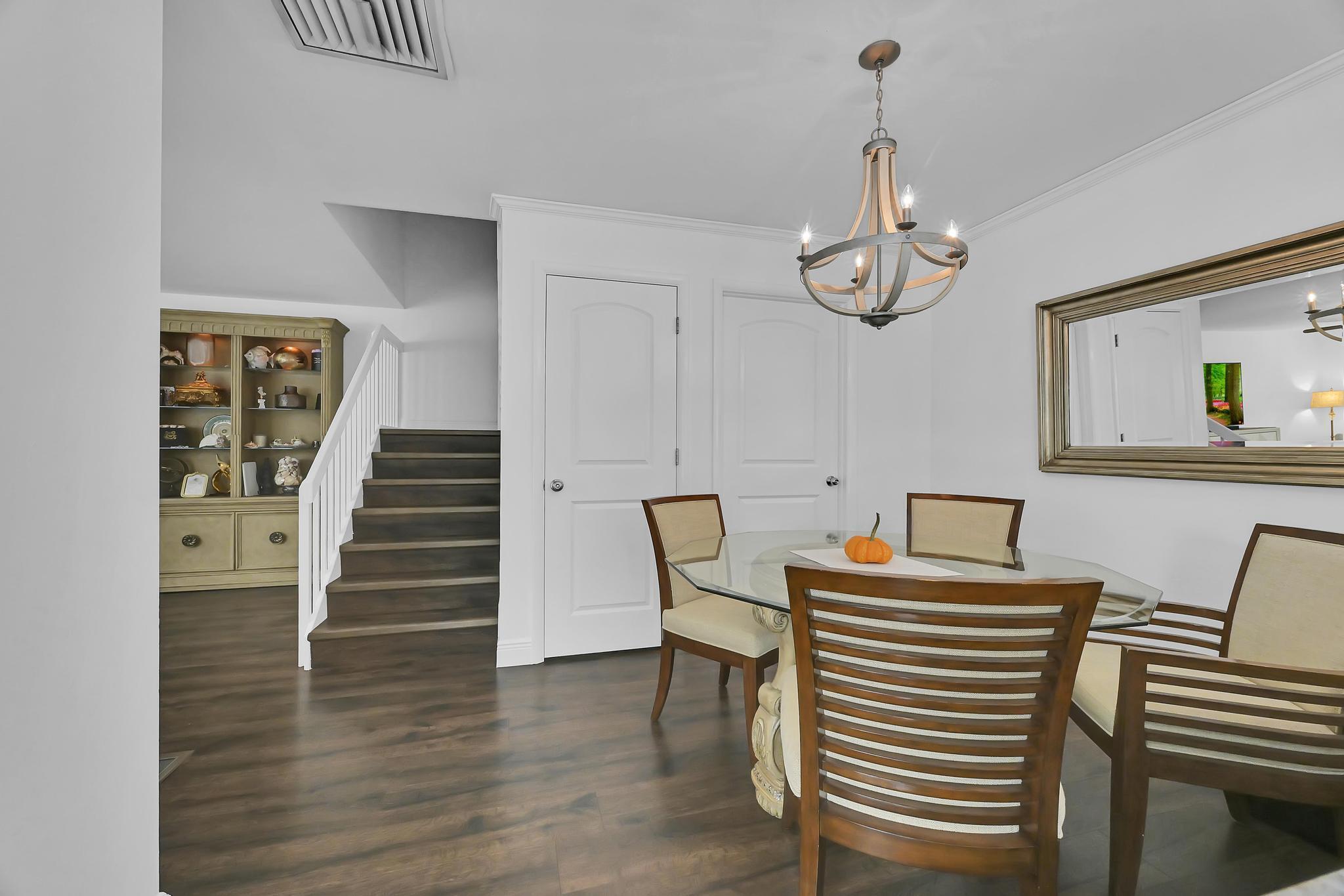 STAMFORD AT SUNSET TRACE - Residential