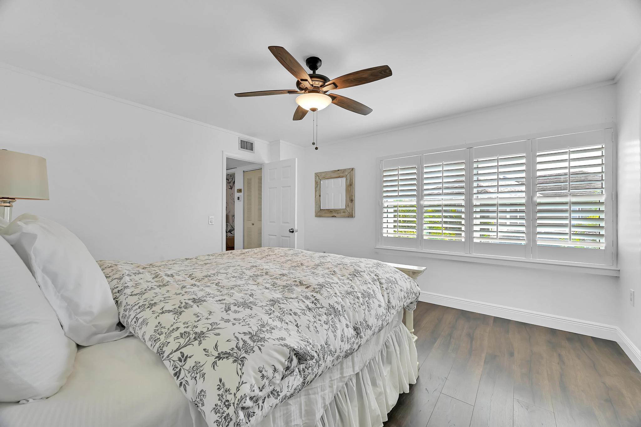 STAMFORD AT SUNSET TRACE - Residential