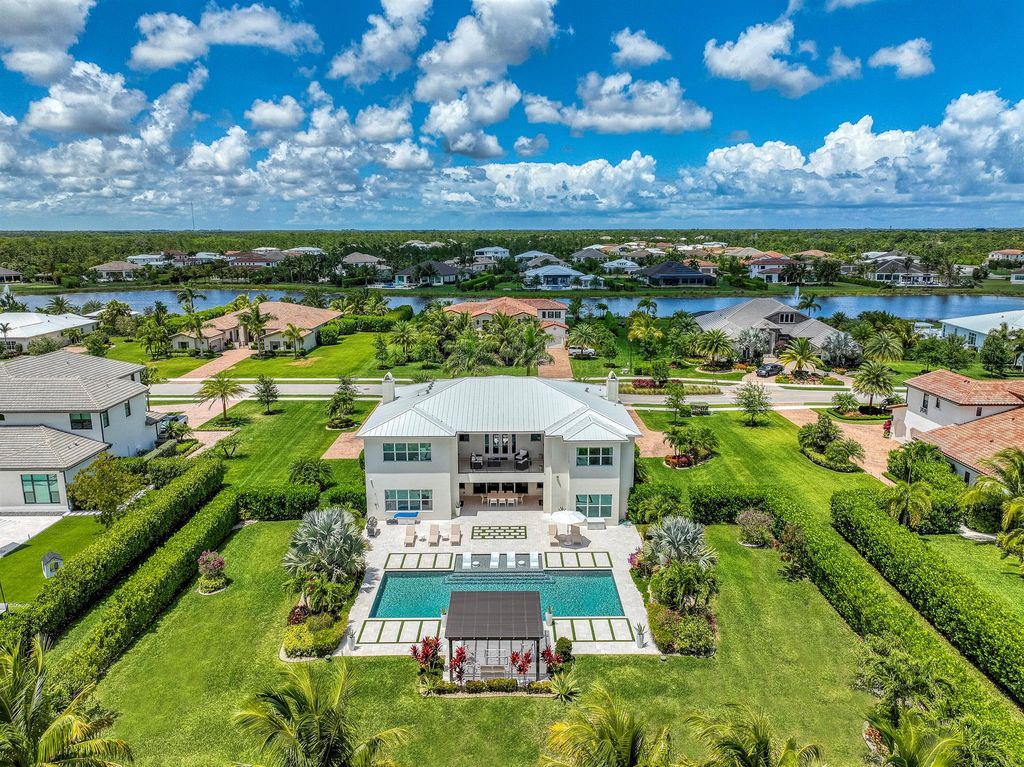 Photo of 8048 SE Old Plantation Circle, Jupiter, FL 33458 (MLS # R10986010)