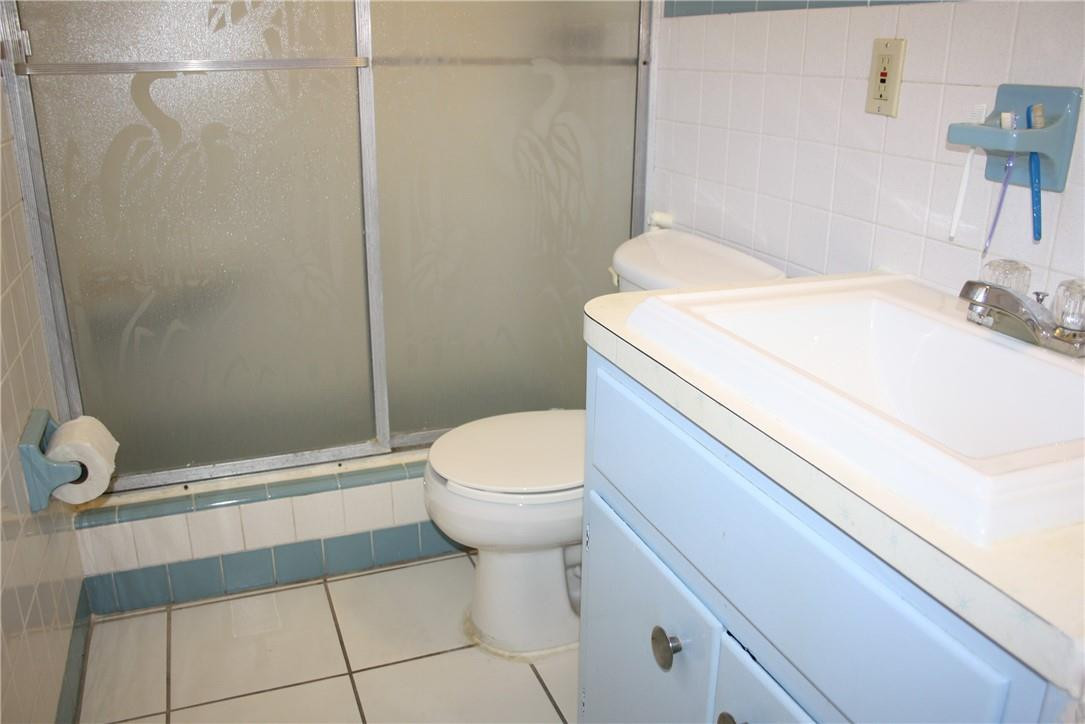 Coral Hills 37-20 B - Residential