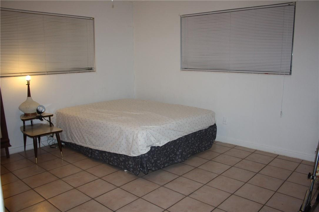 Coral Hills 37-20 B - Residential