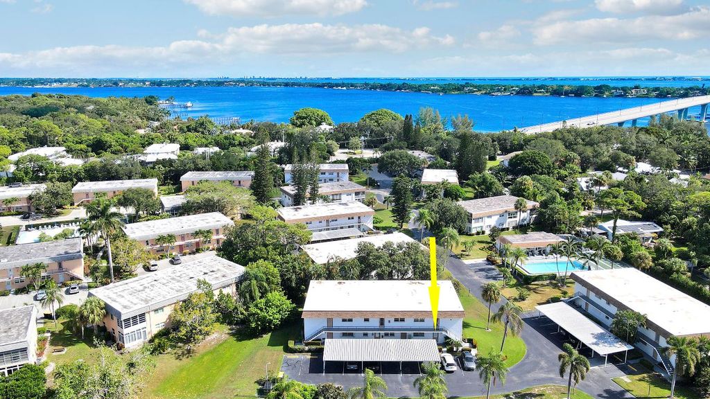 Photo of 2950 SE Ocean Boulevard #6-3, Stuart, FL 34996 (MLS # R11118688)