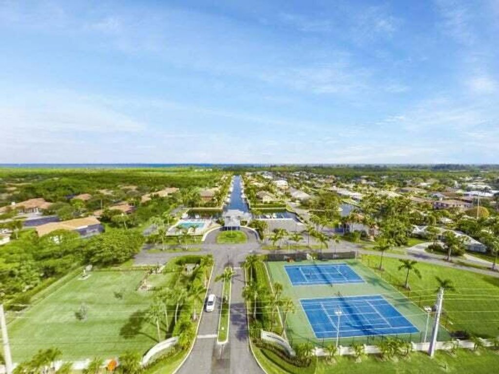 Photo of 8574 SE Seagrape Way, Hobe Sound, FL 33455 (MLS # R10930417)