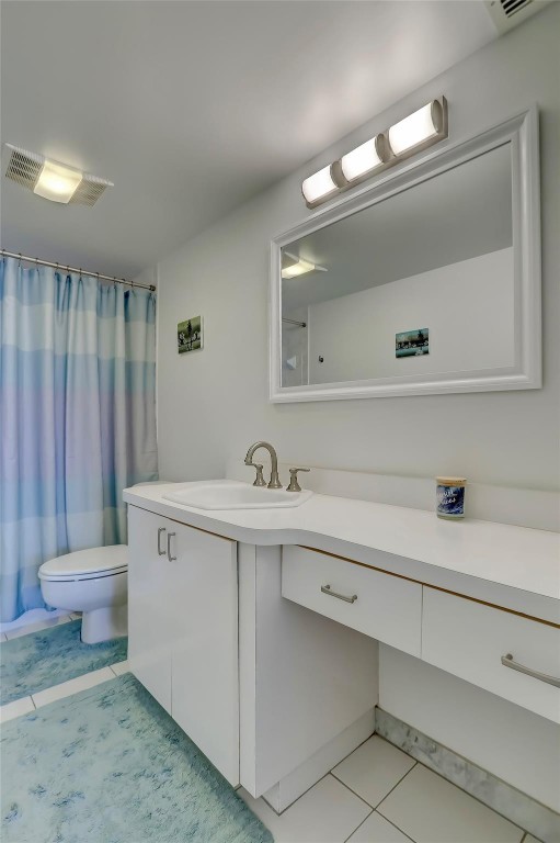 EAST POINT TOWERS - Residential