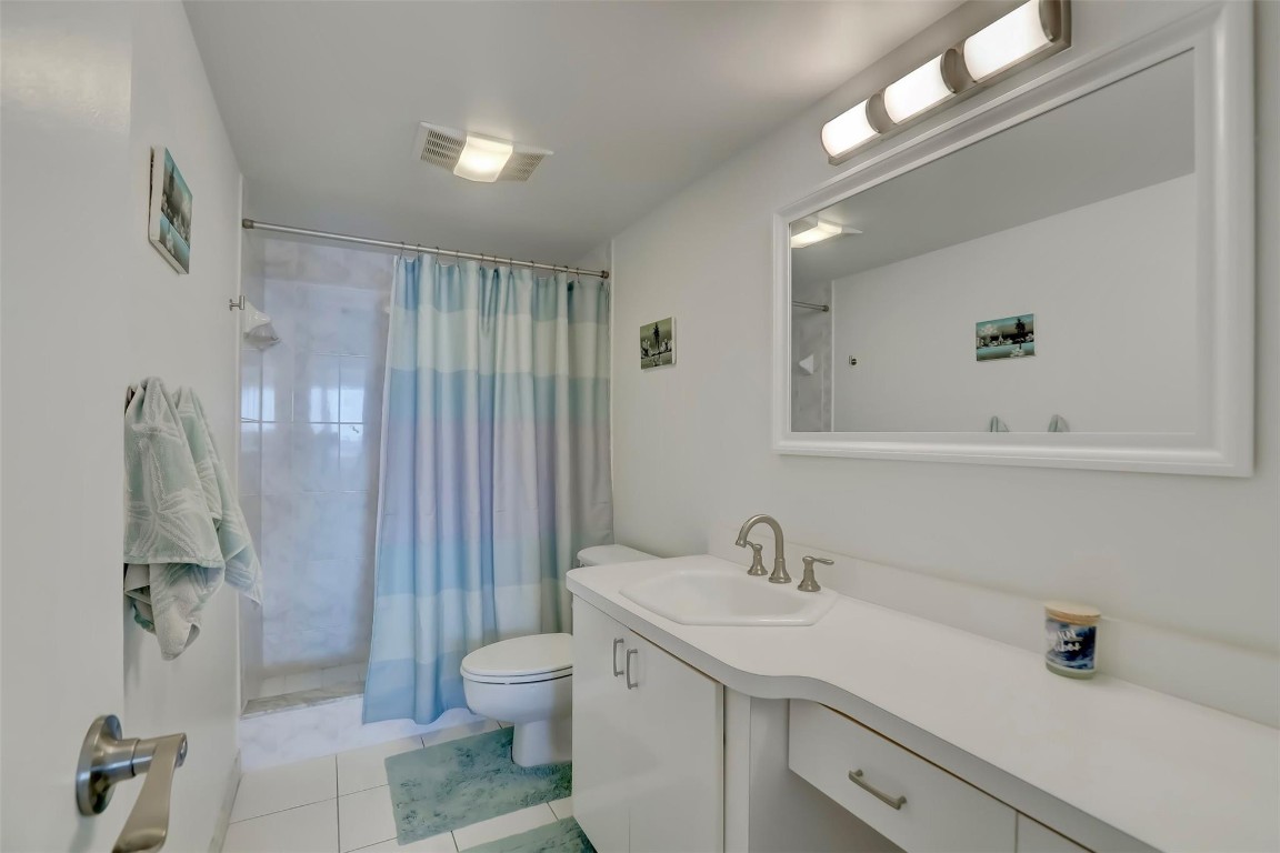 EAST POINT TOWERS - Residential