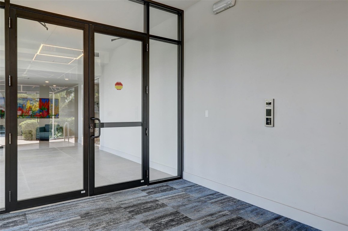 EAST POINT TOWERS - Residential