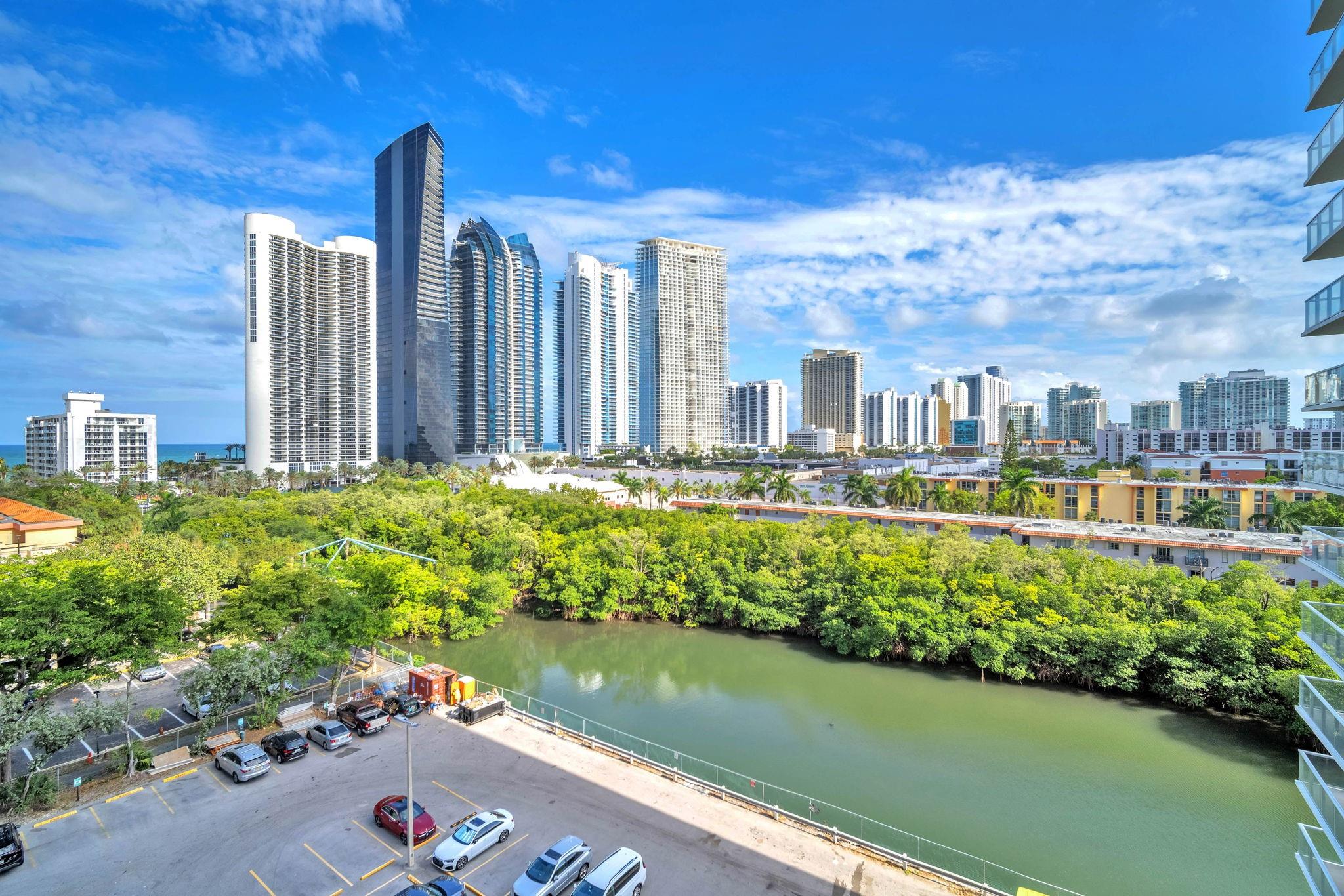 Winston Towers 300 Condo - Residential Lease