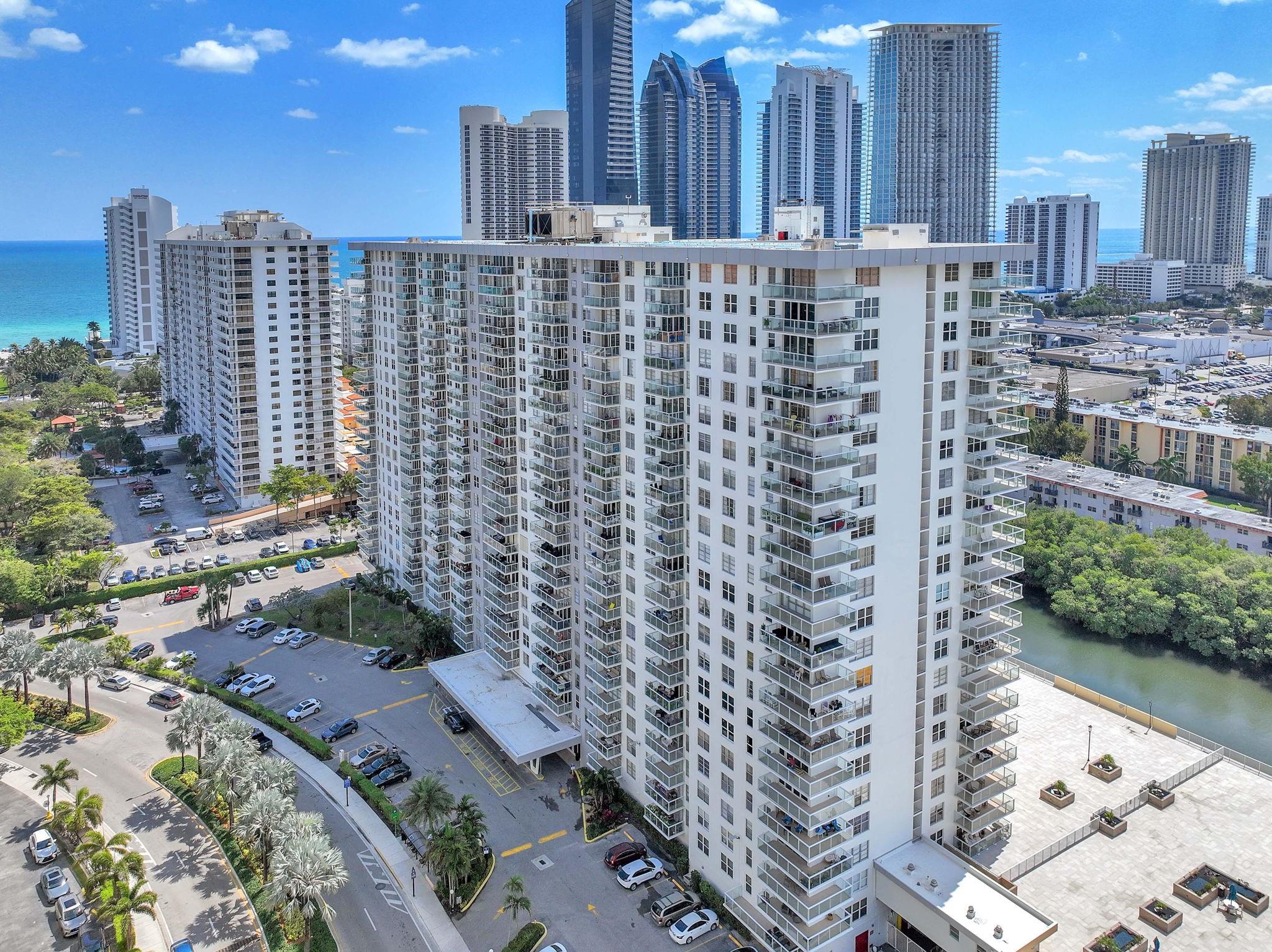 Winston Towers 300 Condo - Residential Lease