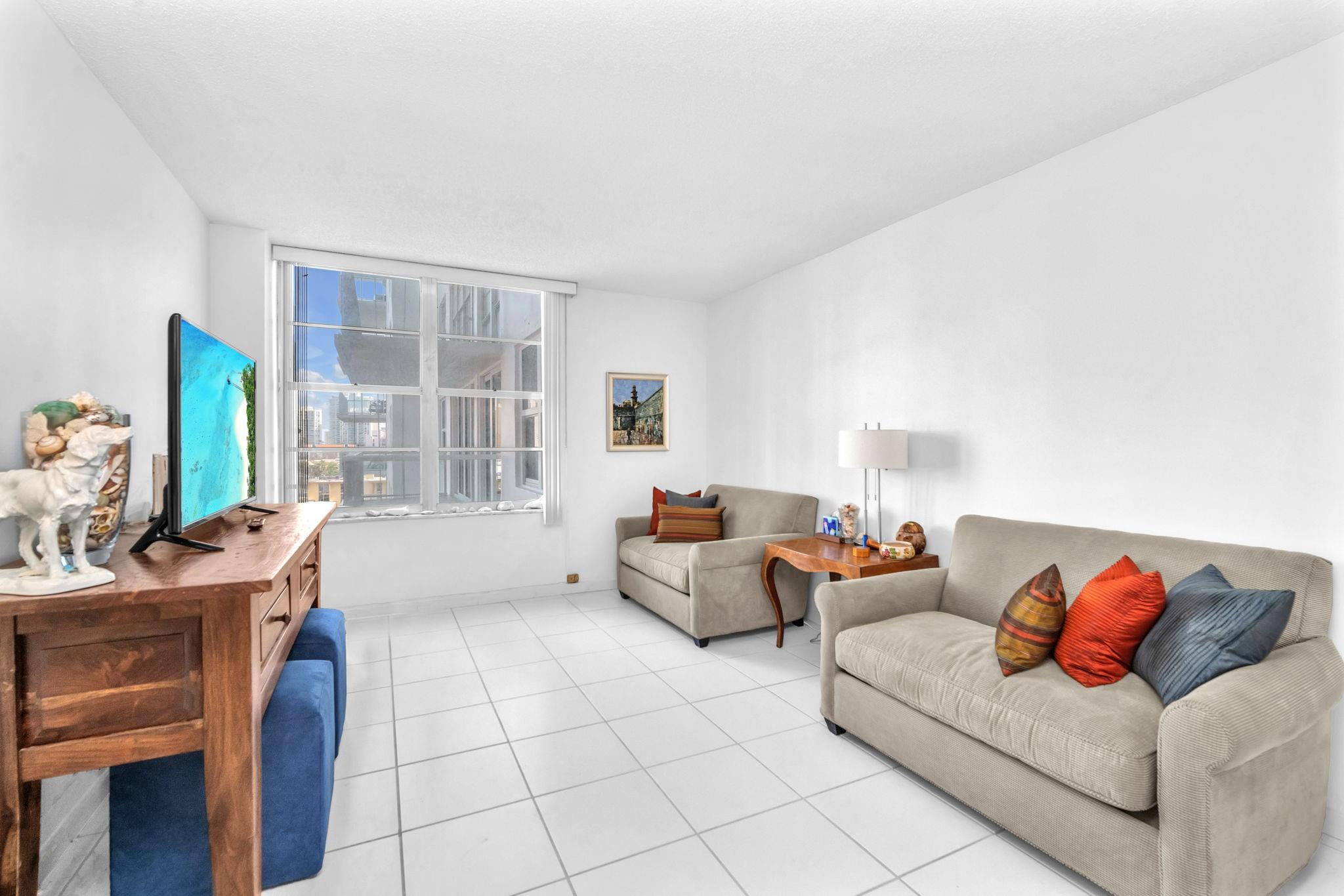 Winston Towers 300 Condo - Residential Lease