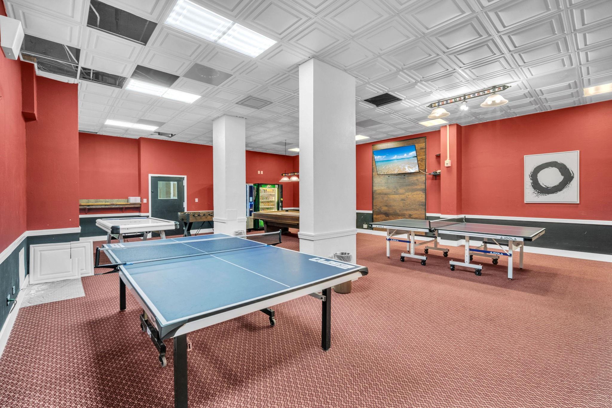 Winston Towers 300 Condo - Residential Lease