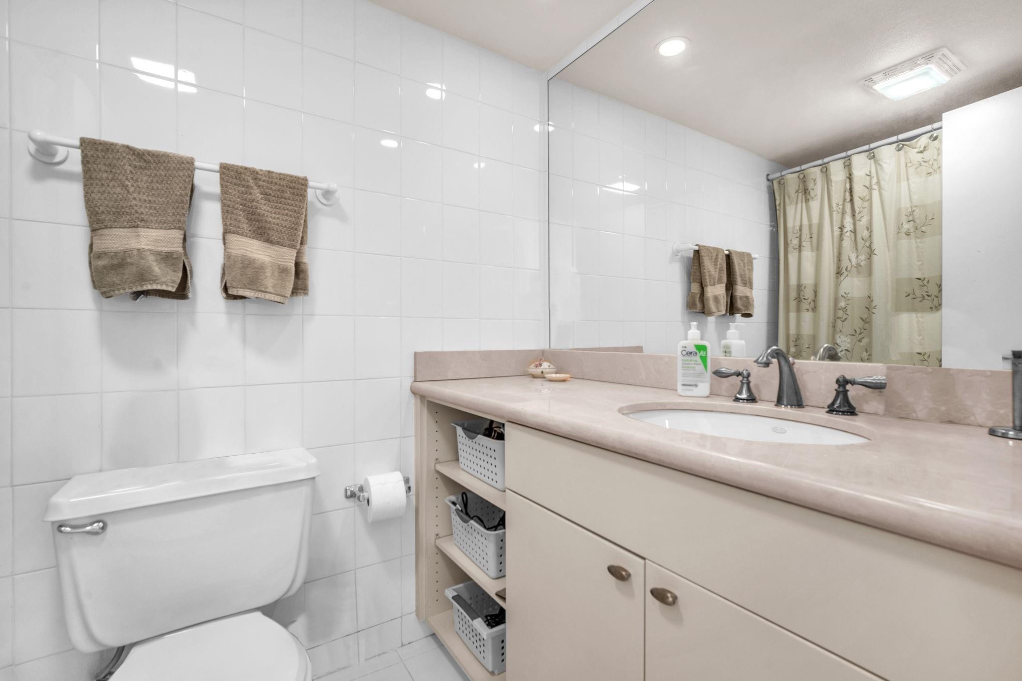 Winston Towers 300 Condo - Residential Lease