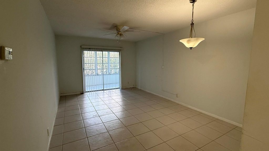 Photo of 1113 Lake Terrace #105, Boynton Beach, FL 33426 (MLS # R11033851)