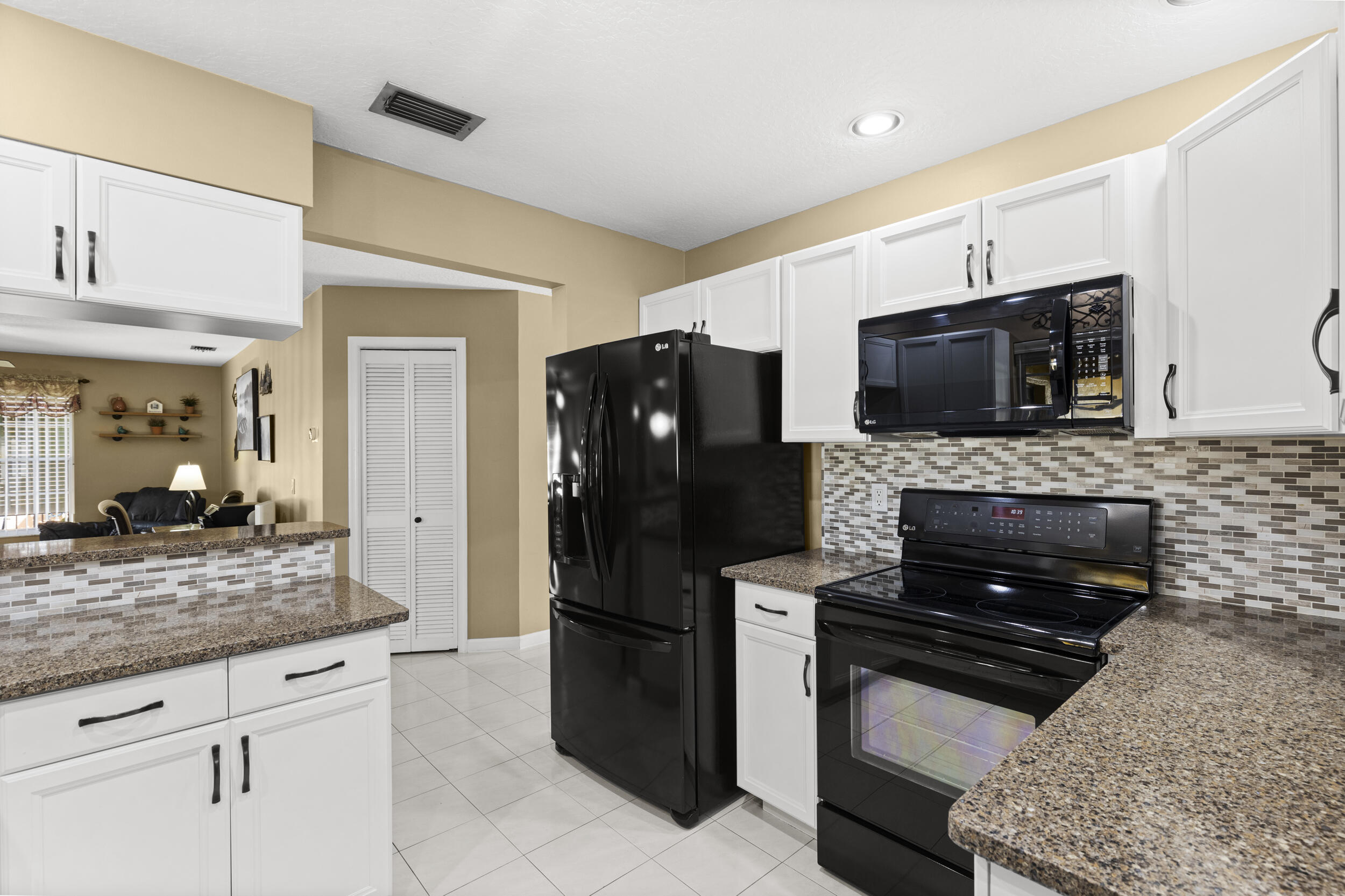 Sugar Pond Manor of Wellington - Residential