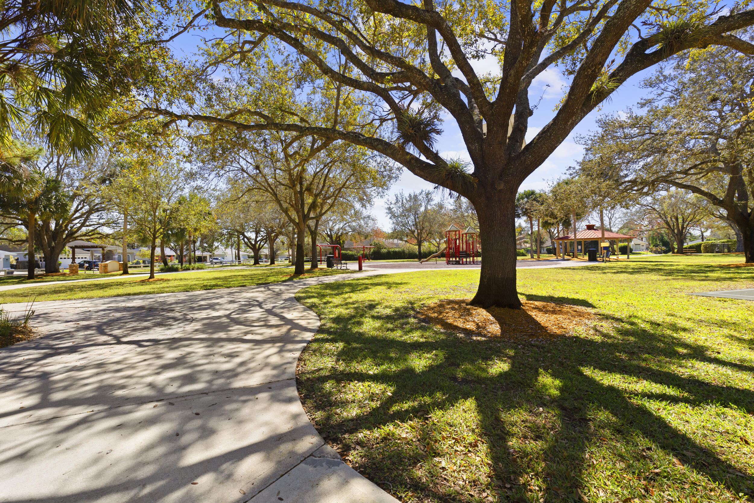 Sugar Pond Manor of Wellington - Residential
