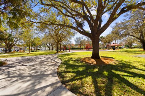 Tiny photo for 1952 Primrose Lane, Wellington, FL 33414 (MLS # R11167740)